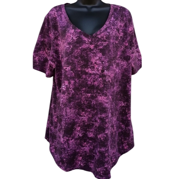 T-shirt Manches Longues LuLaRoe Randy - Taille 2XL - Fond Violet Avec Fleurs Roses - Neuf Avec étiquettes